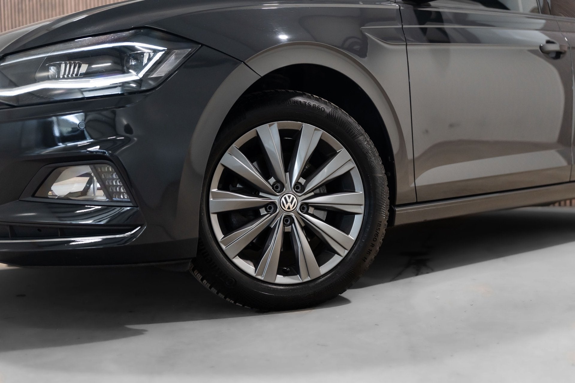 Volkswagen POLO 1.0 TSI Highline StoelverW R DSG LED CLIMA C, Dealer onderhouden, Stof, Gebruikt, 116 pk