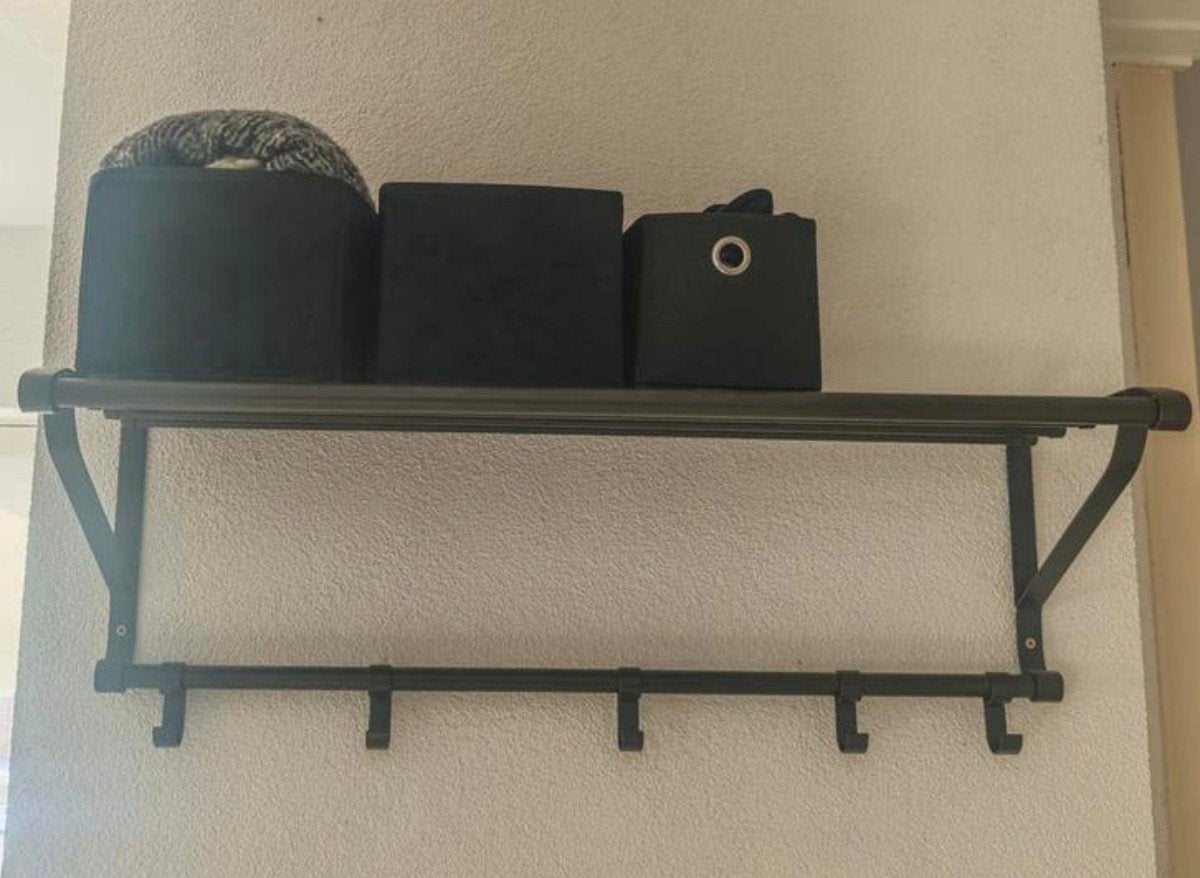 IKEA Portis Kapstok met hoedenplank - Donkergrijs metaal, Wandkapstok, Gebruikt, Ophalen of Verzenden, Minder dan 100 cm
