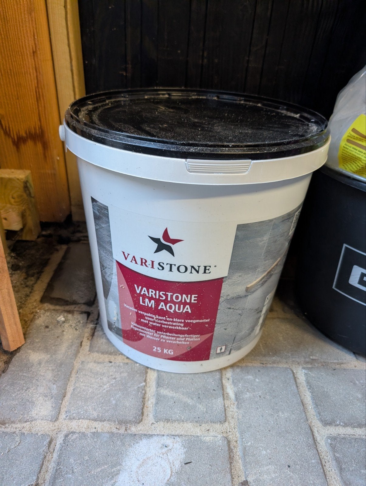 Ongeopende Variatie LM Aqua 25 kg naturel, Ophalen, Nieuw