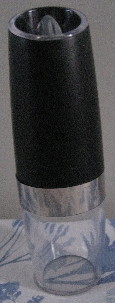 Elektrische Pepermolen of Zoutmolen - Zwart/Zilver, Overige typen, Kunststof, Nieuw, Ophalen of Verzenden