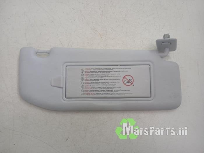 Zonneklep van een Peugeot 2008, Gebruikt, -, -, Ophalen of Verzenden