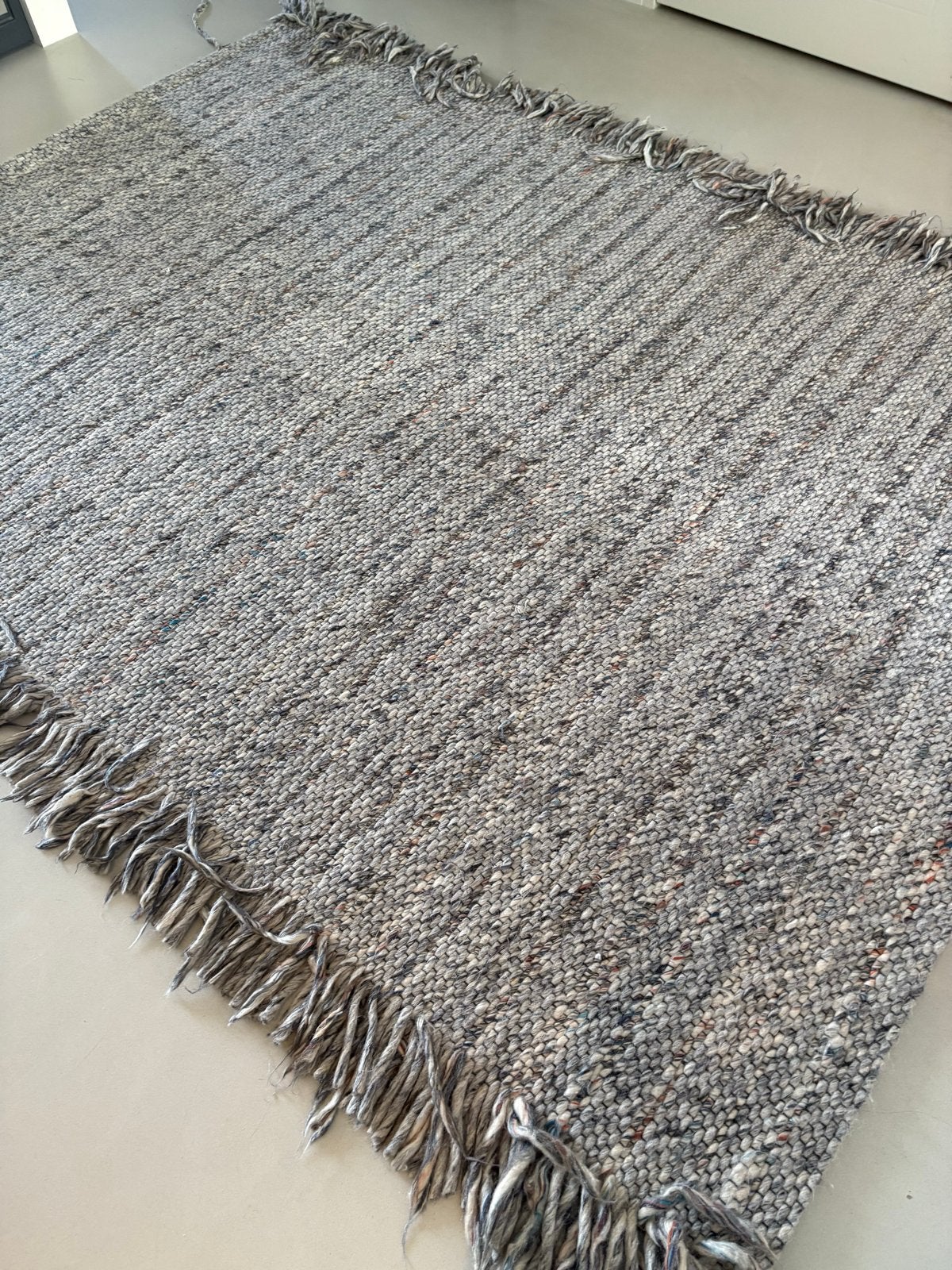 Zuiver Frills Vloerkleed Grijs/Blauw 170x240 cm, Ophalen, Gebruikt, 150 tot 200 cm, 200 cm of meer