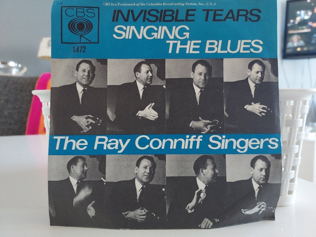7" Single Ray Conniff Singers - Invisible Tears / Singing Th, Gebruikt, 7 inch, Ophalen of Verzenden, Pop