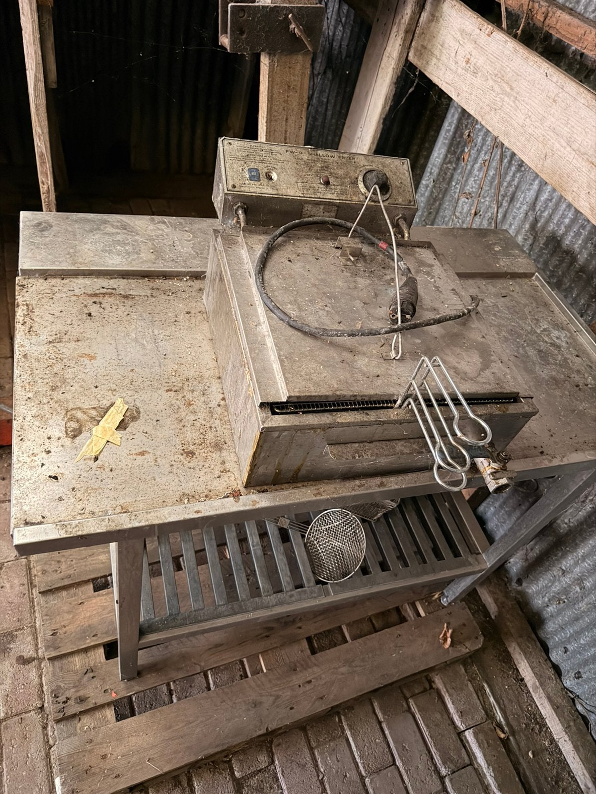 FW9 Shallow Fryer opknapper, 4 liter of meer, Ophalen, Gebruikt