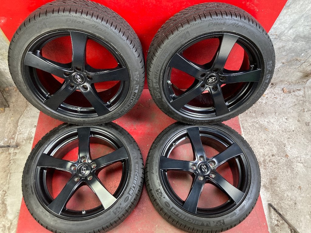 Winterbanden Hyunday Kona 225/45R18 Michelin, Auto-onderdelen, 18 inch, Gebruikt, ., Banden en Velgen