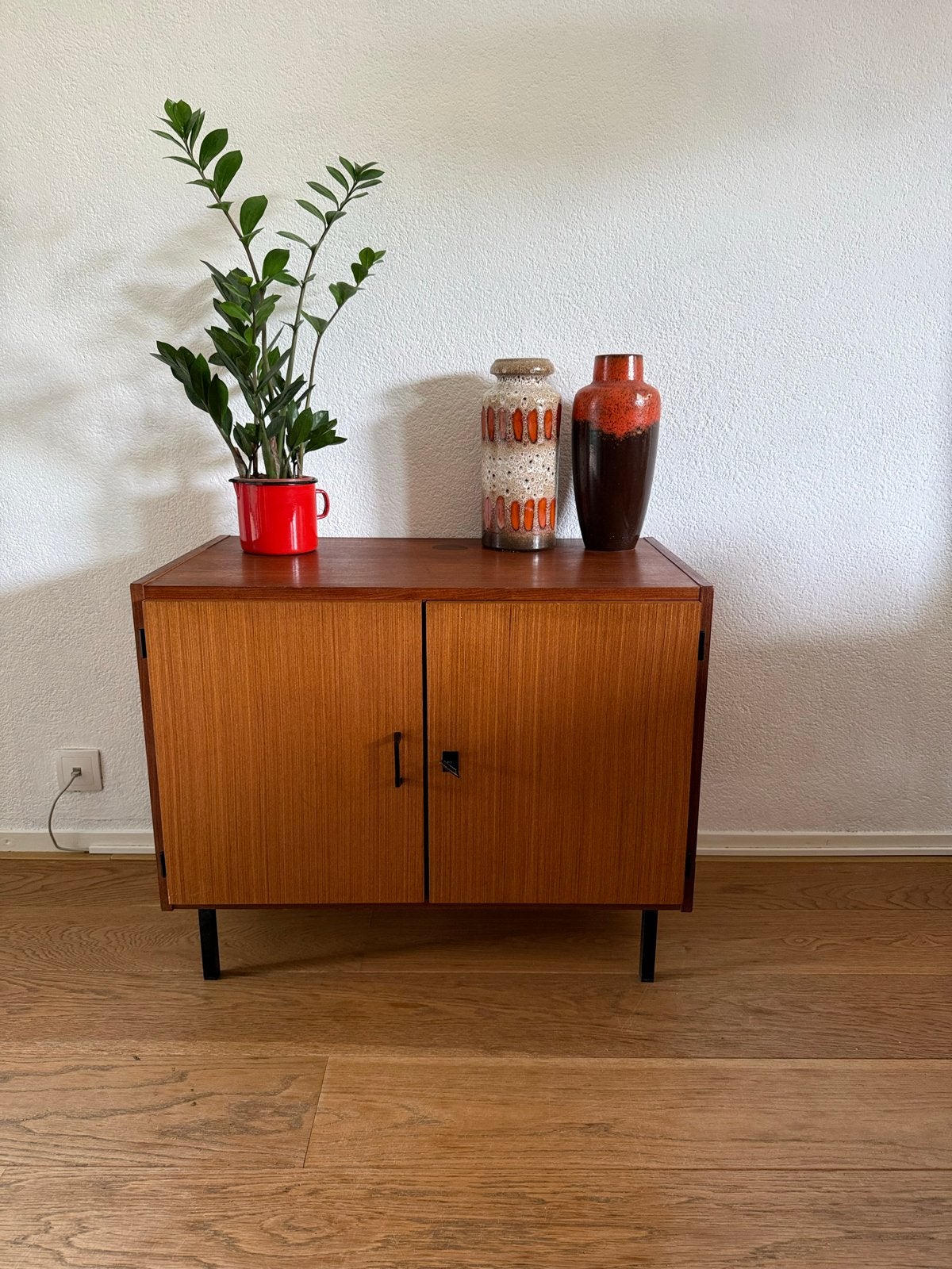 Simplalux vintage dressoir kastje, Antiek en Kunst, Antiek | Meubels | Kasten, Ophalen