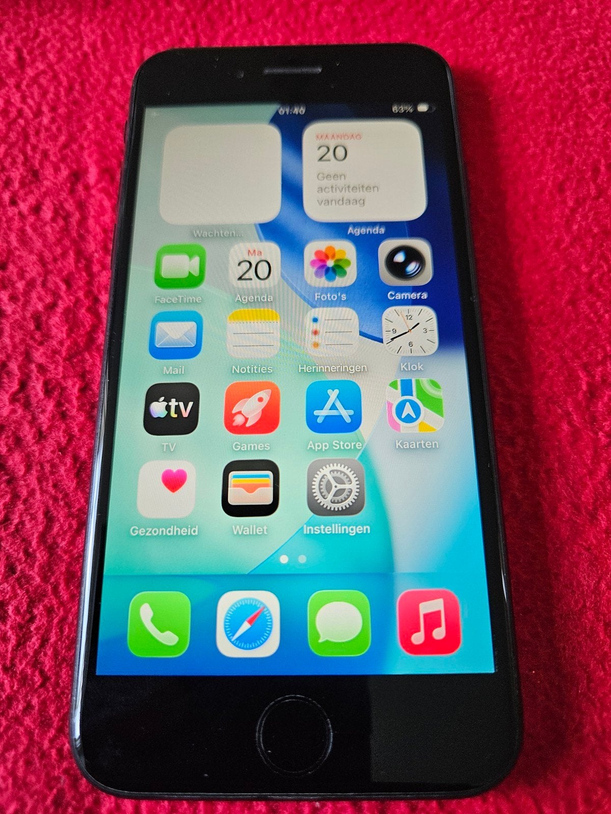 100% Als Nieuw iPhone SE nieuw model, 64gb, voor €69, Telecommunicatie, Mobiele telefoons | Apple iPhone, Zwart, Ophalen of Verzenden