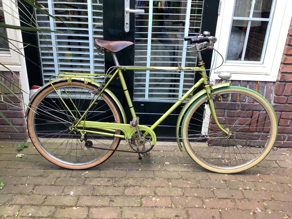 Franse oldtimer E. Boudignon en Locomotief racefietsframe, Fietsen en Brommers, Fietsen | Oldtimers, Ophalen