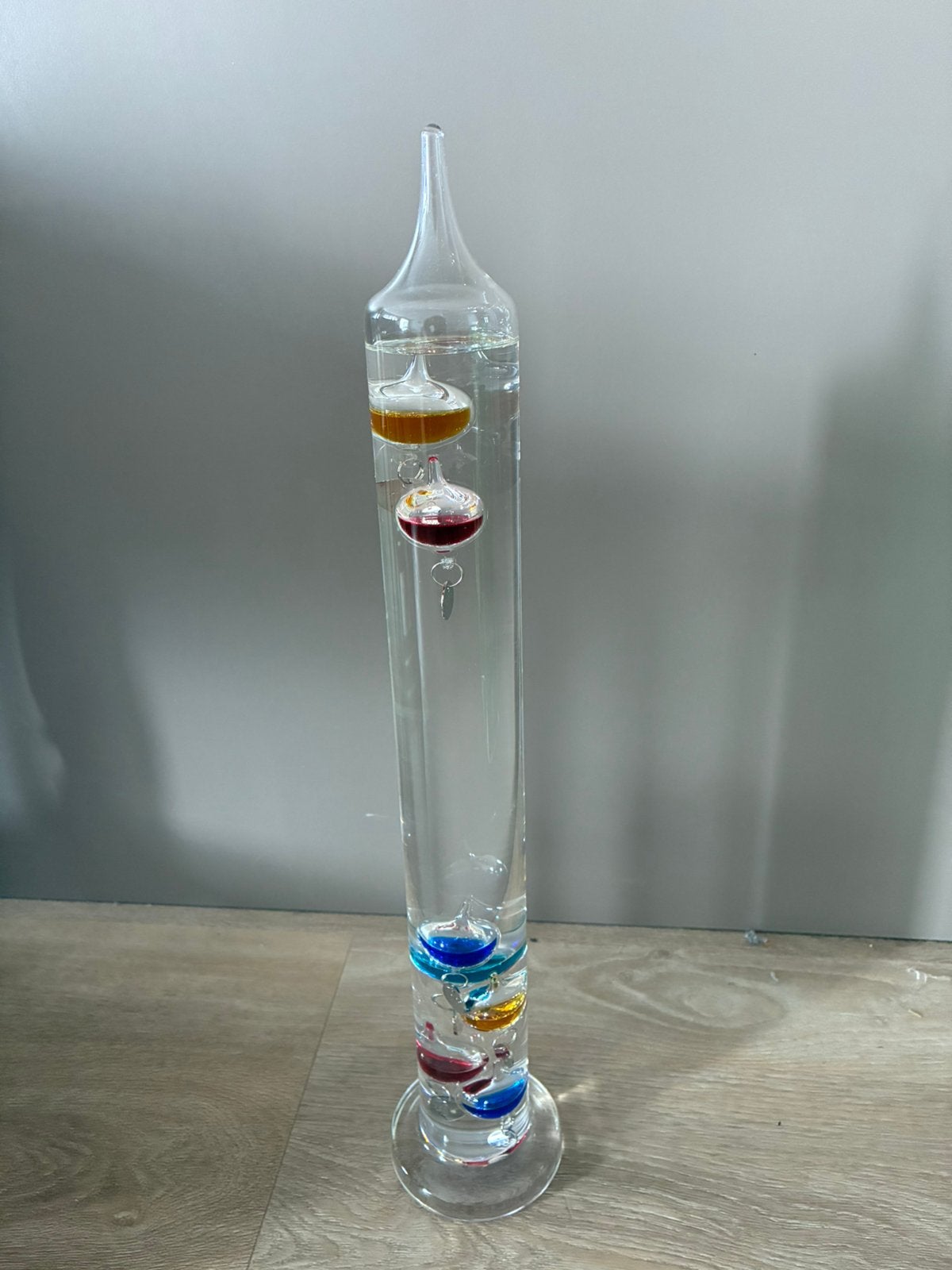 Galileo Thermometer | 43 cm hoog, Binnenthermometer, Ophalen, Zo goed als nieuw, Glas