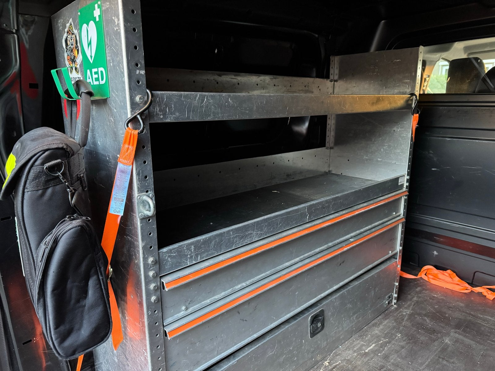 Inrichting: Aluminium Rekken en Laden, Ophalen