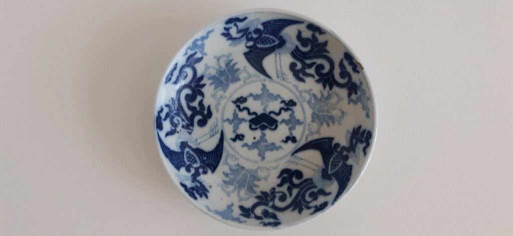 Chinees mogelijk Japans schoteltje, mogelijk Ming- of Qing, Antiek en Kunst, Antiek | Porselein, Verzenden