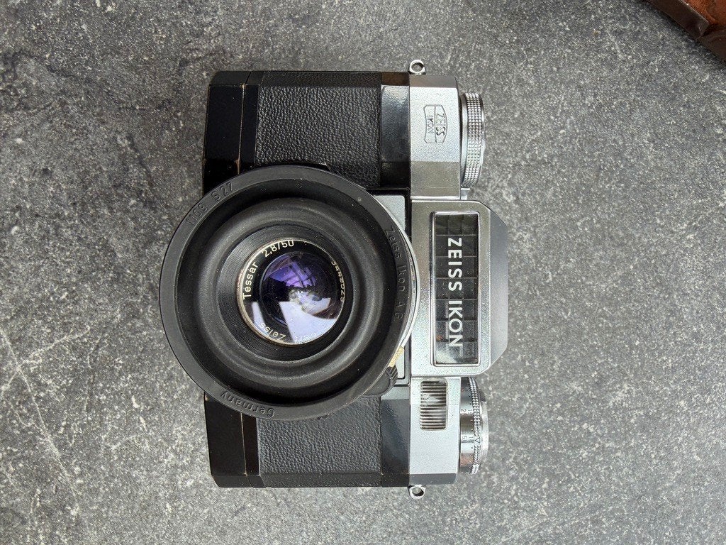 Foto camera Zeiss Ikon, Ophalen of Verzenden, Gebruikt, Spiegelreflex, Overige Merken
