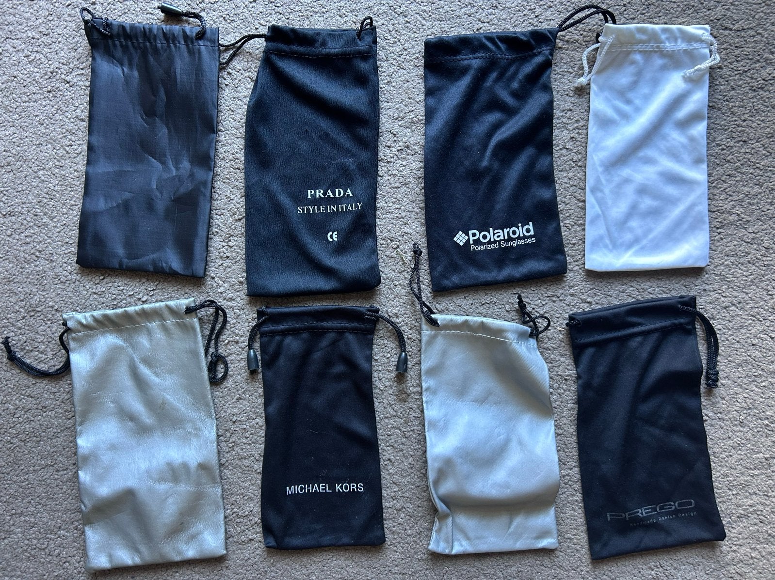 Diverse brillenzakjes hoesje Michael Kors, Prada, Polaroid, Zonnebril, Prada, Zwart, Nieuw