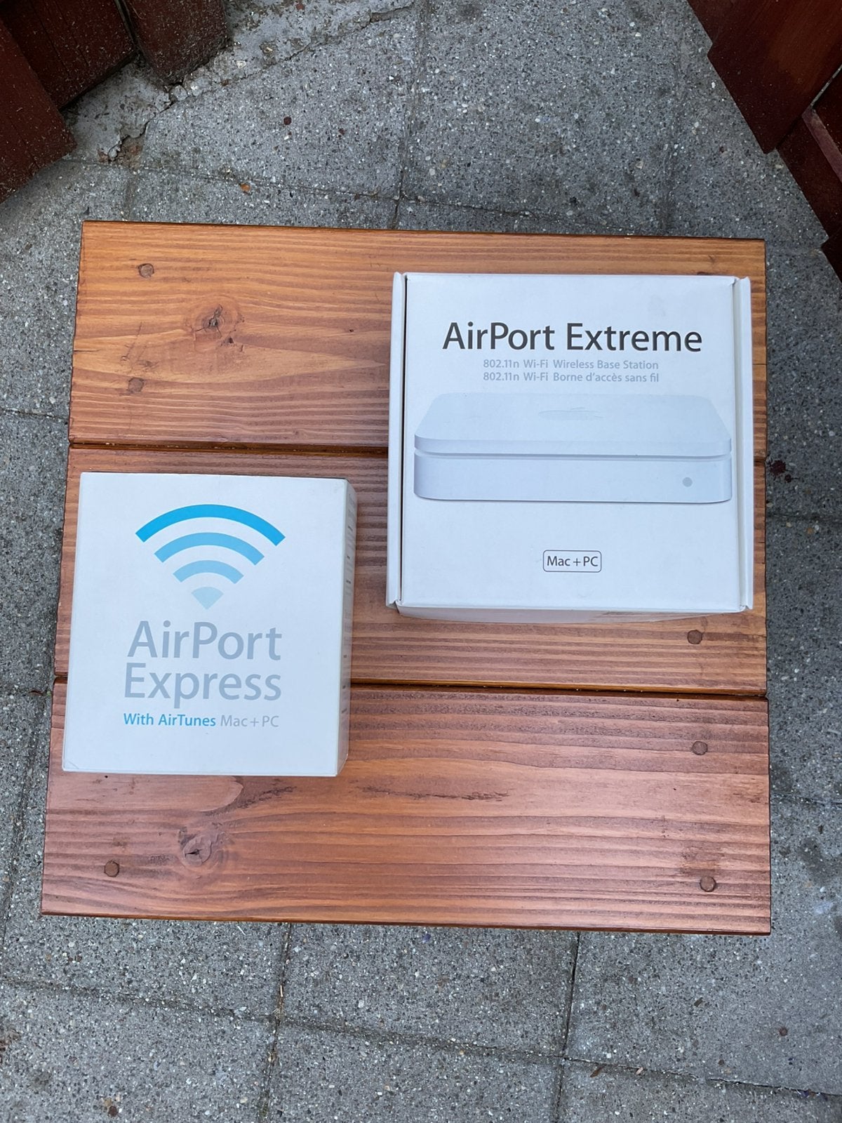 Apple Airport Express Base Station with AirTun, Ophalen of Verzenden, Gebruikt, Apple