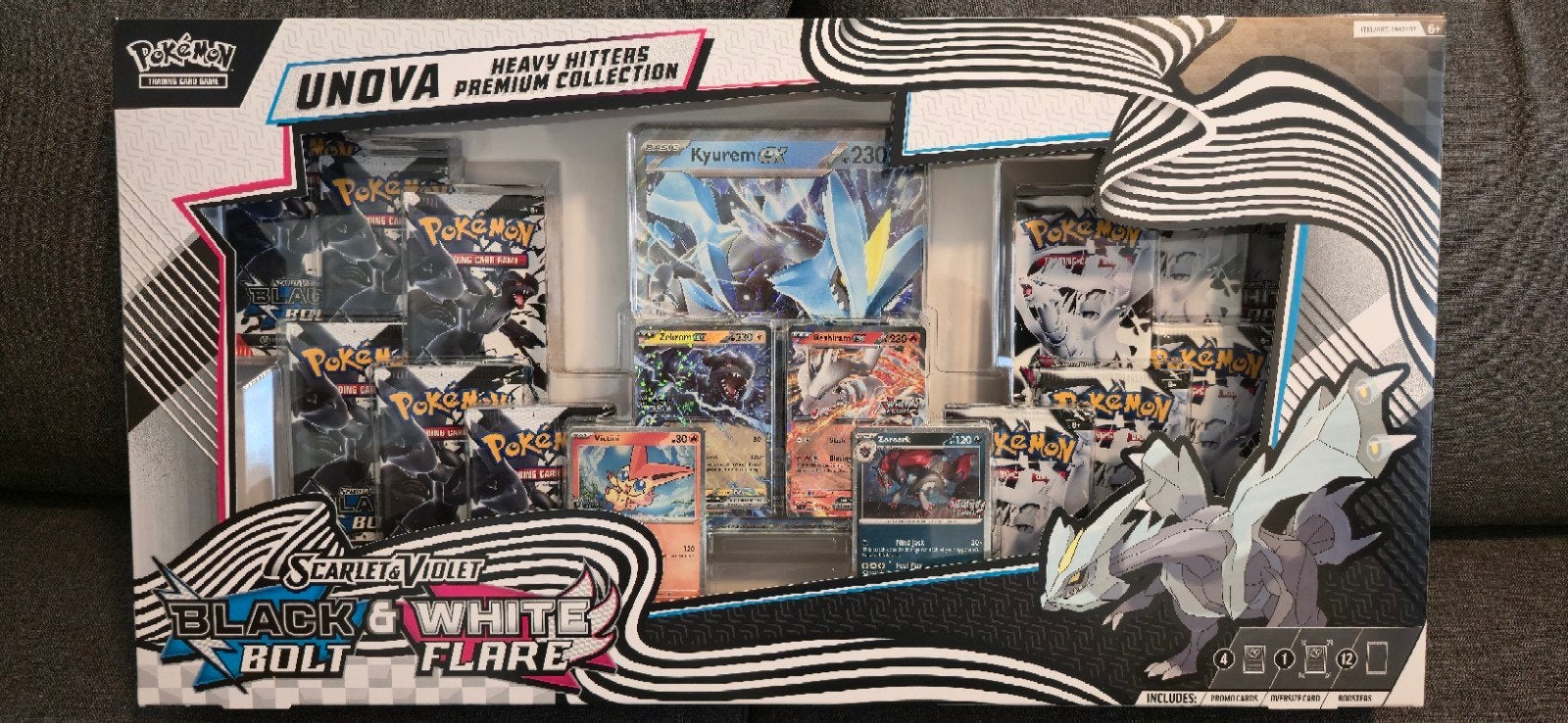 Pokémon TCG Unova Heavy Hitters Premium Collection, Ophalen of Verzenden, Nieuw, Boosterbox, Foil