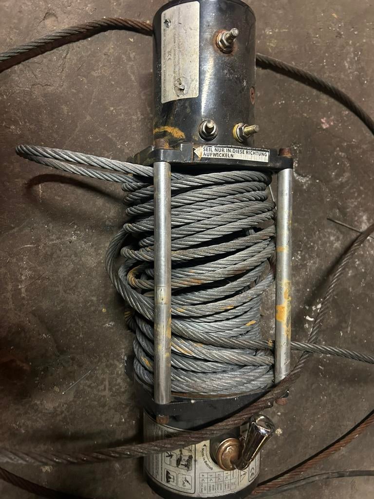 12v electrische lier.  Sterke lier 12v, Ophalen of Verzenden