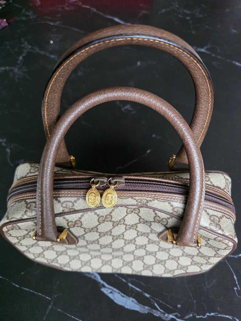 Gucci GG supreme mini boston tas, Ophalen of Verzenden, Zo goed als nieuw, Bruin, Handtas