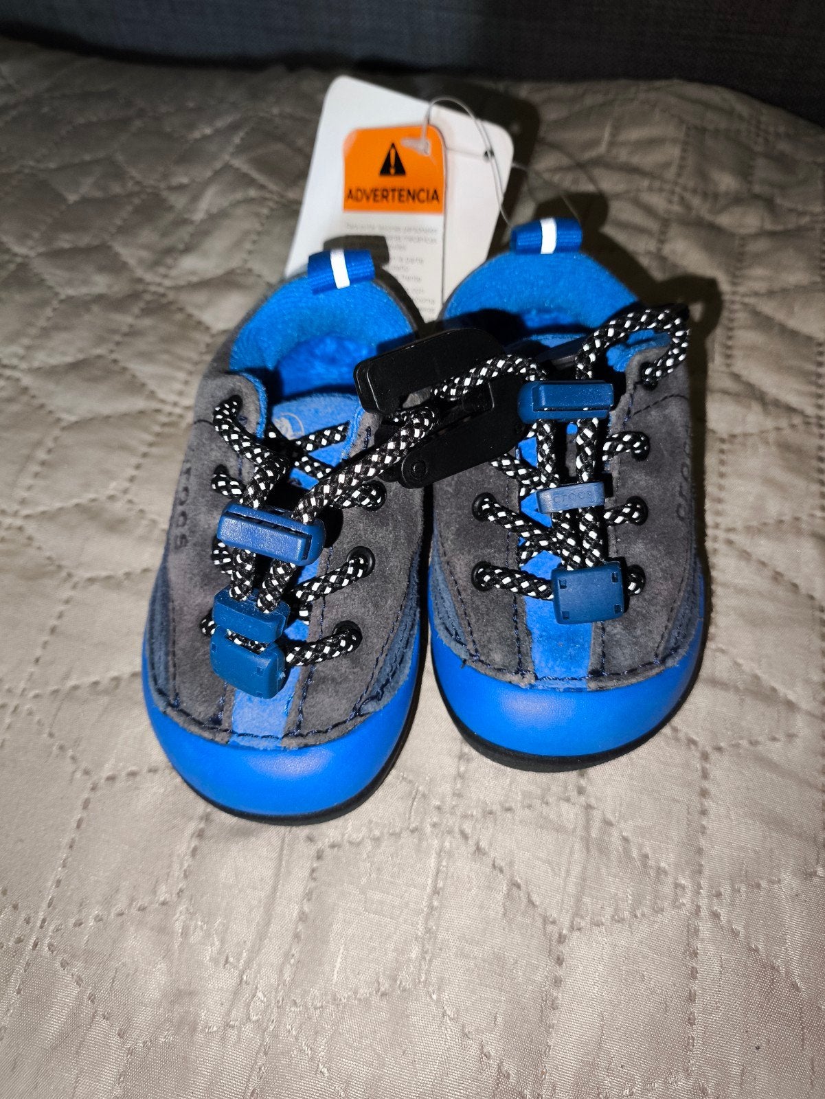 CROCS Dawson Sneaker Kids C5 (EU 20-21) - Natuurlijk Suède, Ophalen of Verzenden, Nieuw, Jongen of Meisje, Schoenen