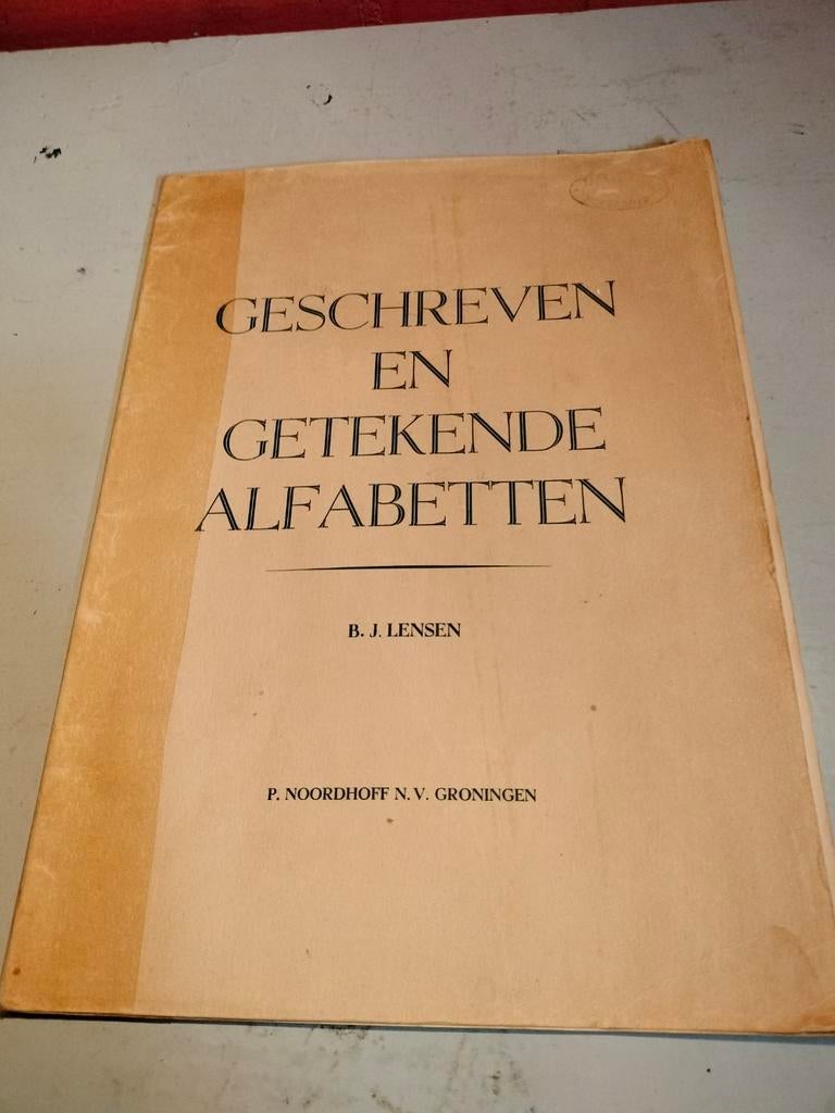 Geschreven en getekende alfabetten, Boeken, Ophalen of Verzenden, Gelezen, Overige onderwerpen, B j lensen