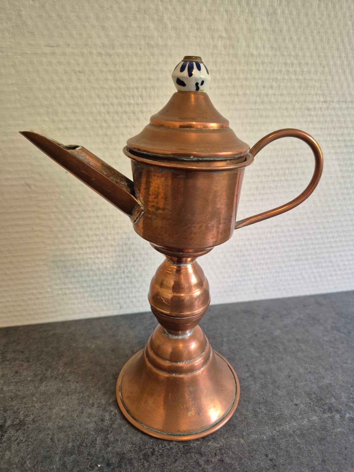 Antieke Koperen Olielamp met Delfts Blauw Detail, Antiek en Kunst, Ophalen of Verzenden