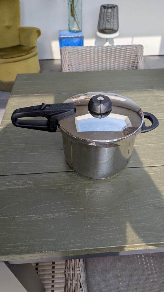 Fissler Vitavit Snelkookpan RVS - Complete Set, Kookpan of Snelkookpan, Gebruikt, Keramische plaat, Ophalen of Verzenden