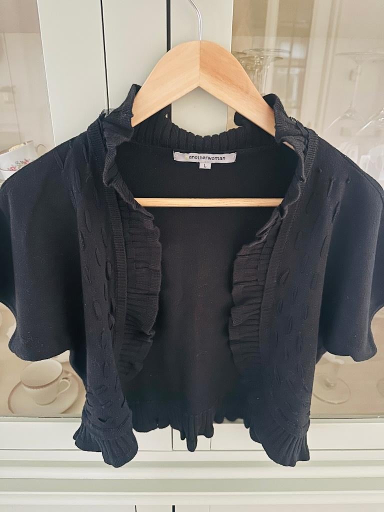 Bolero Zwart Another woman maat M, Kleding | Dames, Maat 38/40 (M), Zwart, Ophalen of Verzenden, Zo goed als nieuw