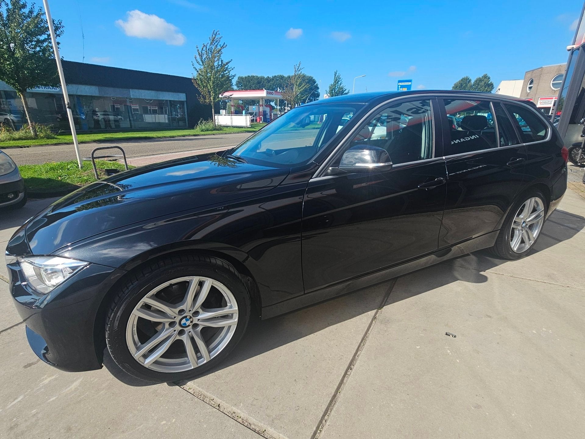 BMW 3-serie Touring 316i Executive Upgrade - Clima - Cruise, Auto's, Gebruikt, 4 cilinders, Zwart, Origineel Nederlands