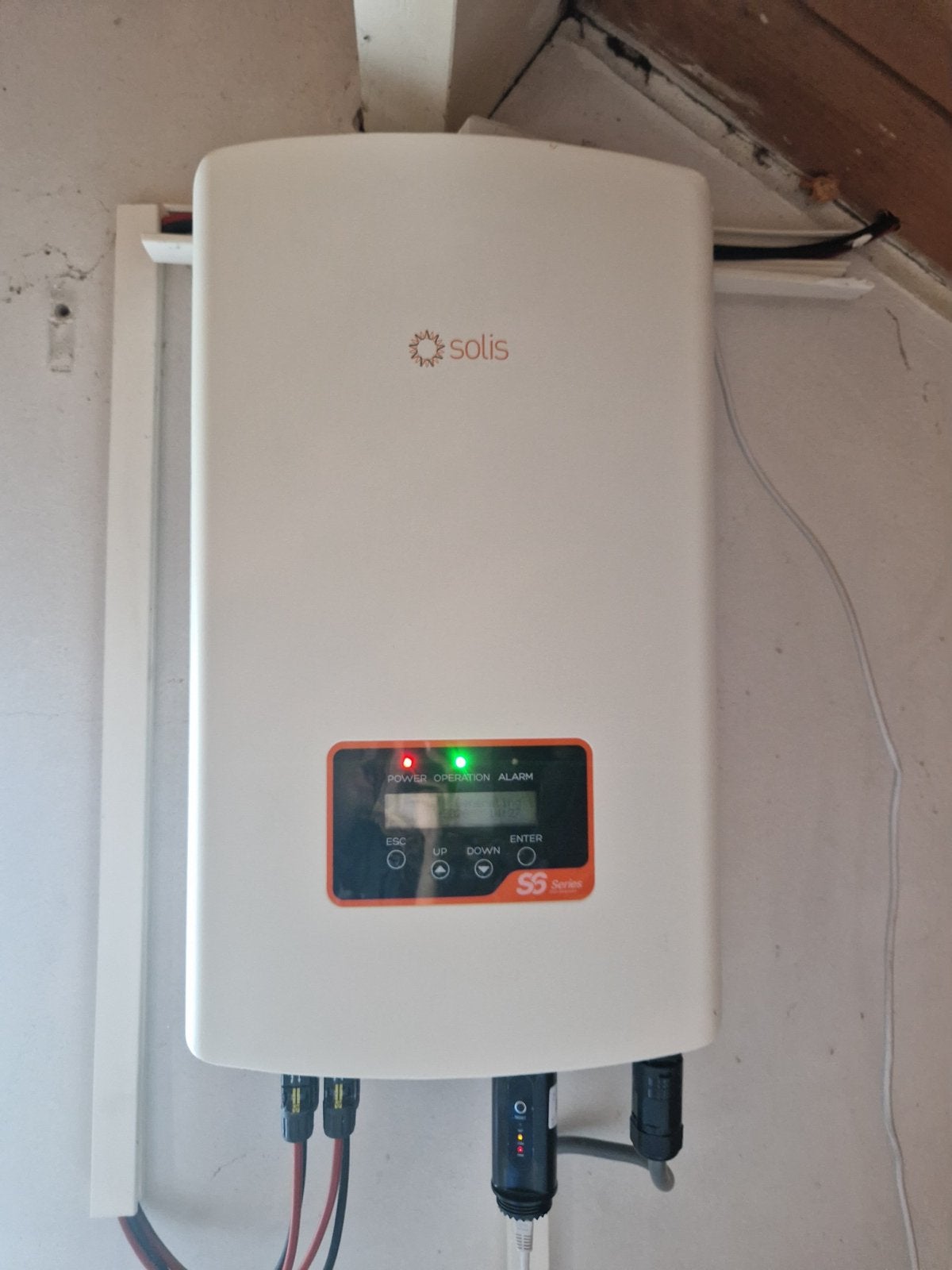 Gratis - Solis omvormer en 18 zonnepanelen, Doe-het-zelf en Verbouw, Elektra en Kabels, Ophalen, Gebruikt