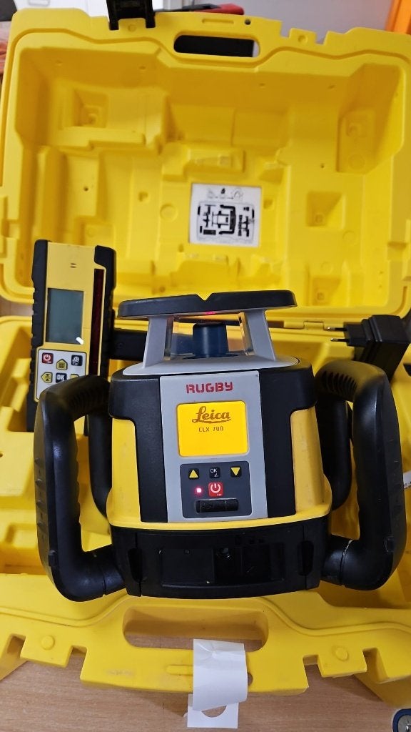 Te Koop: Leica Rugby CLA 700 Dubbel afschot laser, Doe-het-zelf en Verbouw, Meetapparatuur, Ophalen of Verzenden, Zo goed als nieuw
