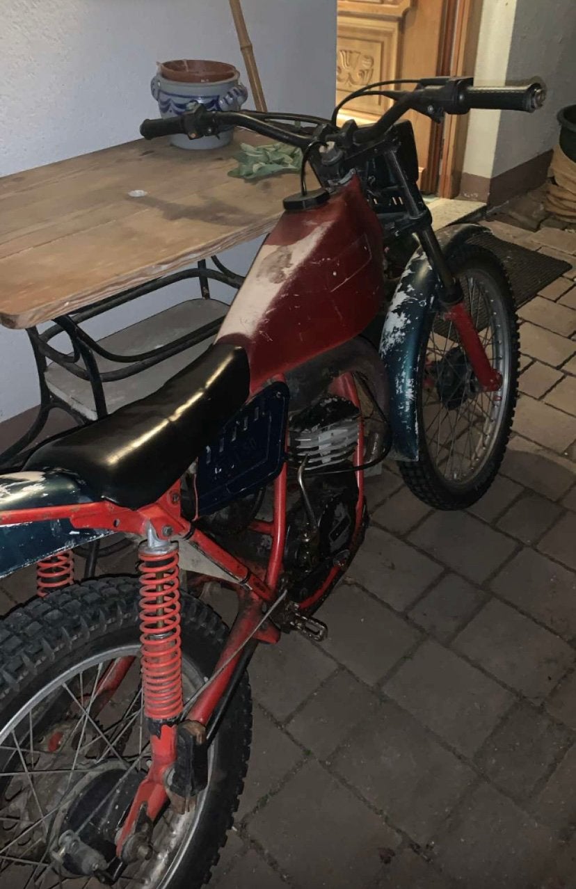 Oude 50cc crossmotor gezocht (rond de 250€), Ophalen, Overige merken