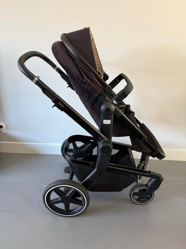 Joolz Day + (plus) Kinderwagen - Zwart, Kinderen en Baby's, Kinderwagens en Combinaties, Verstelbare duwstang, Zo goed als nieuw