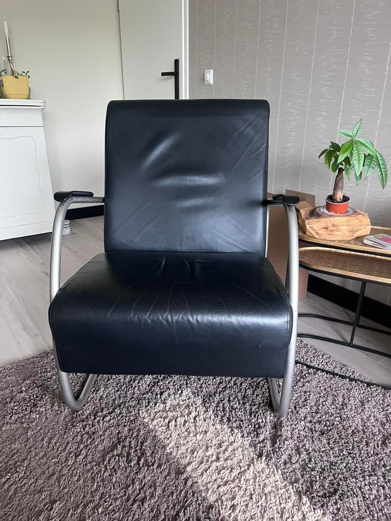 Zwart leren stoel, Huis en Inrichting, Fauteuils, Ophalen, Gebruikt, Minder dan 75 cm, Leer