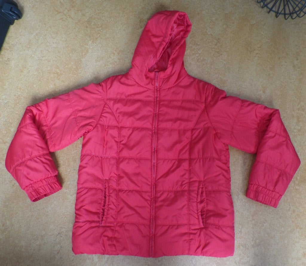 Jas rood met capuchon. 46, Ophalen of Verzenden, Zo goed als nieuw, Maat 46/48 (XL) of groter, Rood
