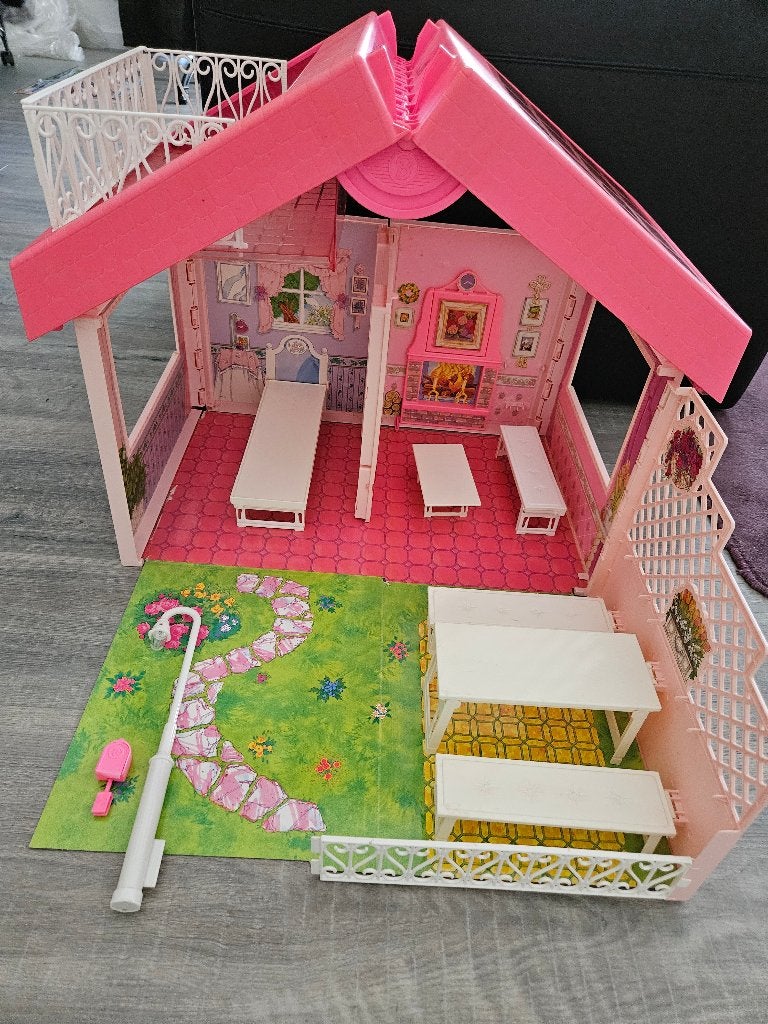 Barbie toverhuis magic house jaren 90 vintage, Verzamelen, Poppen, Ophalen of Verzenden, Gebruikt, Overige typen