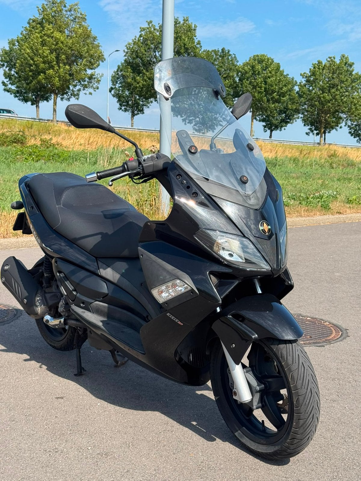 Gilera nexus 300 ie, Fietsen en Brommers, Scooters | Yamaha, Ophalen, Zo goed als nieuw, Benzine, Overige modellen