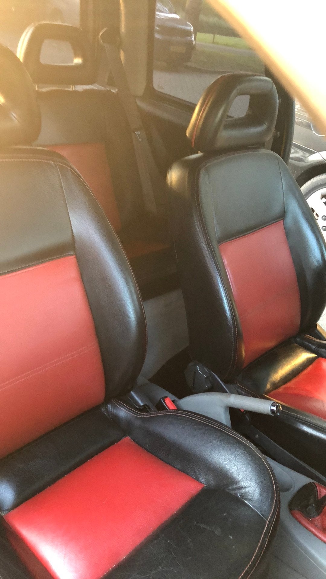 Zwart-rood lederen interieur VW Lupo / Seat Arosa (3-deurs), Ophalen, Gebruikt, Seat
