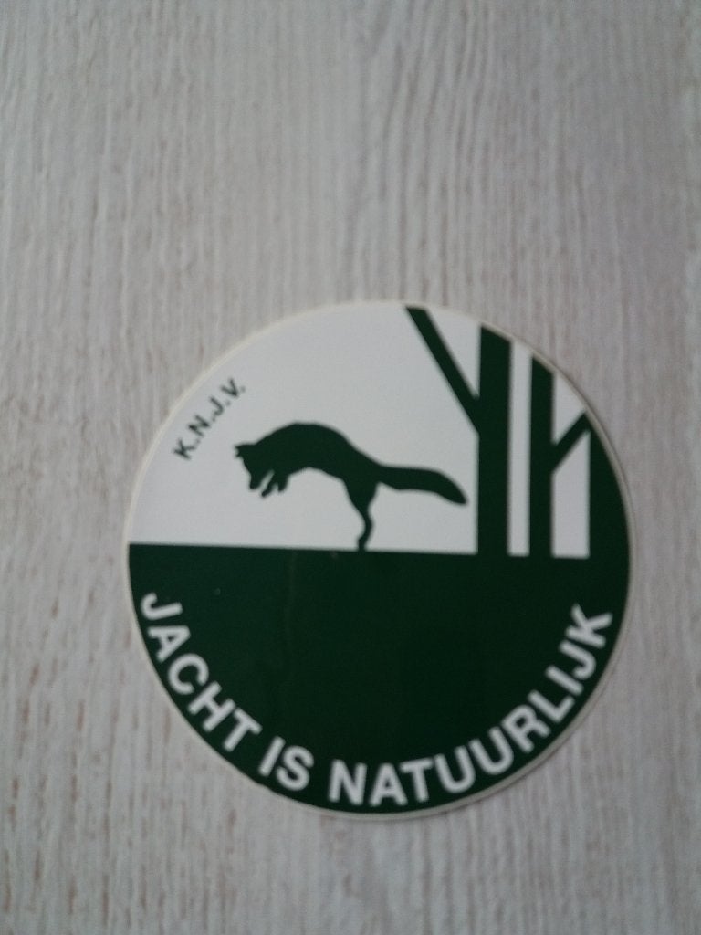 sticker K.N.J.V. JACHT IS NATUURLIJK, Verzamelen, Ophalen of Verzenden, Zo goed als nieuw, Dier en Natuur