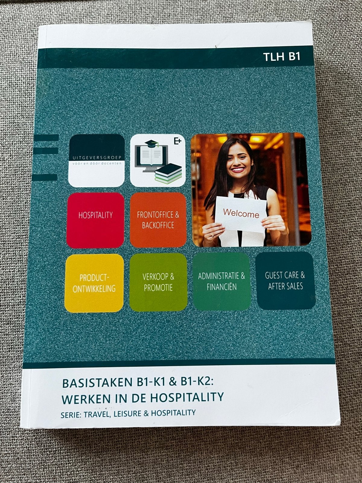 Basistaken B1-K1 & B1-K2: werken in de hospitality, Ophalen of Verzenden, Alpha, Zo goed als nieuw, MBO