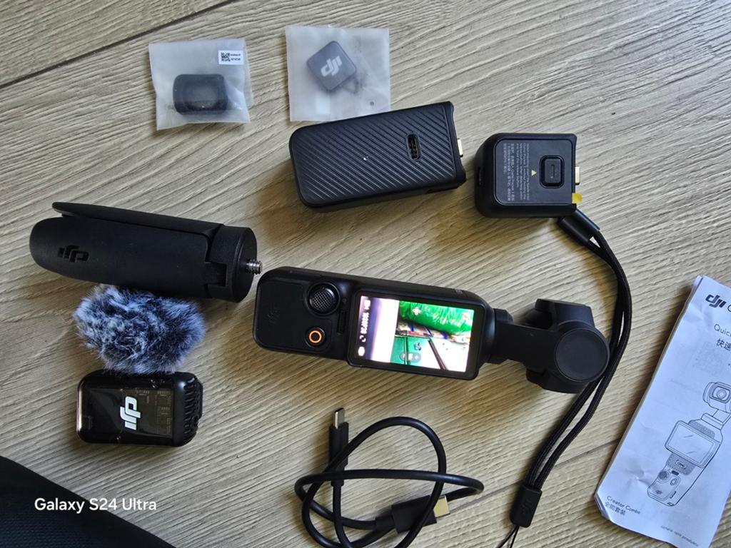 DJI Osmo Pocket 3 Creator Combo - Zo goed als nieuw, Ophalen of Verzenden, Zo goed als nieuw, Overige merken