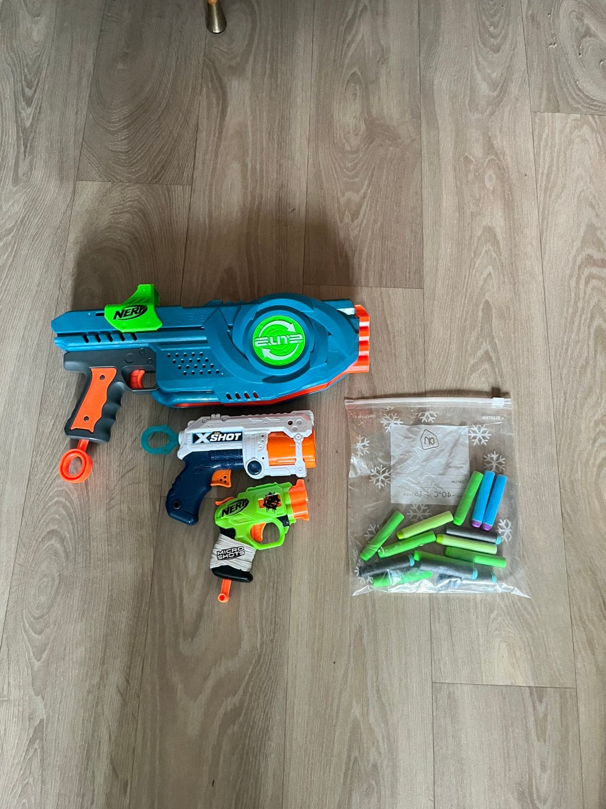 Drie speelgoed pistolen, Ophalen, Zo goed als nieuw
