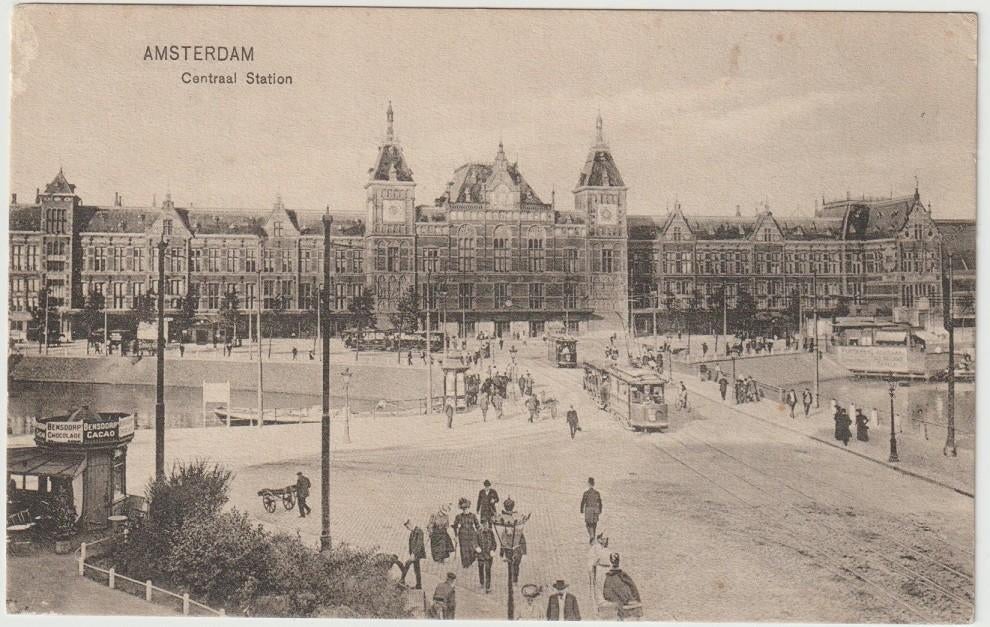 Centraal Station kiosk Bensdorp Cacao schoenpoetser levendig, Verzenden, Voor 1920, Gelopen, Noord-Holland