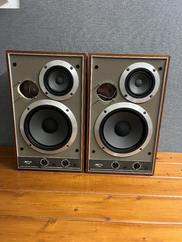 LEES TEXT ! Jamo J-102 luidsprekers / boxen . REAFOAMEN !, Audio, Tv en Foto, Luidsprekers, Ophalen, Gebruikt, Stereo speakers