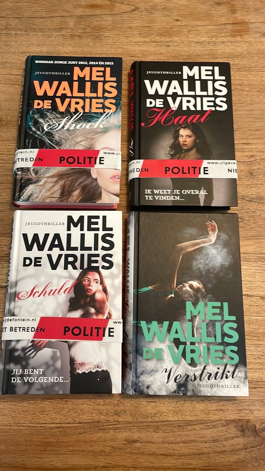 4x mel wallis de vries Shock, Schuld, Verstrikt en Haat, Ophalen of Verzenden, Zo goed als nieuw