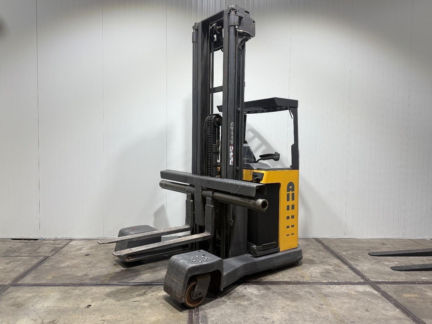 Atlet Vierweg Reachtruck Triplex 6,8M vorkversteller Vierweg, Zakelijke goederen, Machines en Bouw | Heftrucks en Intern transport