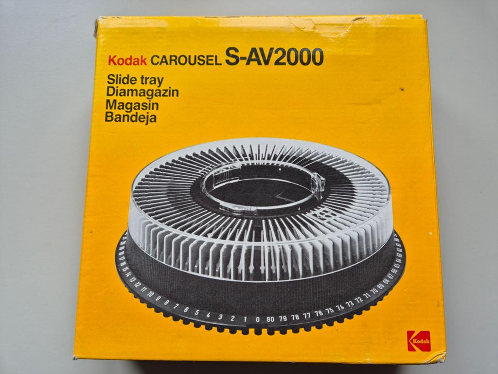 Kodak Carousel S-AV2000 Diamagazin - Zo goed als nieuw, Audio, Tv en Foto, Diaprojectors, Ophalen of Verzenden, Zo goed als nieuw