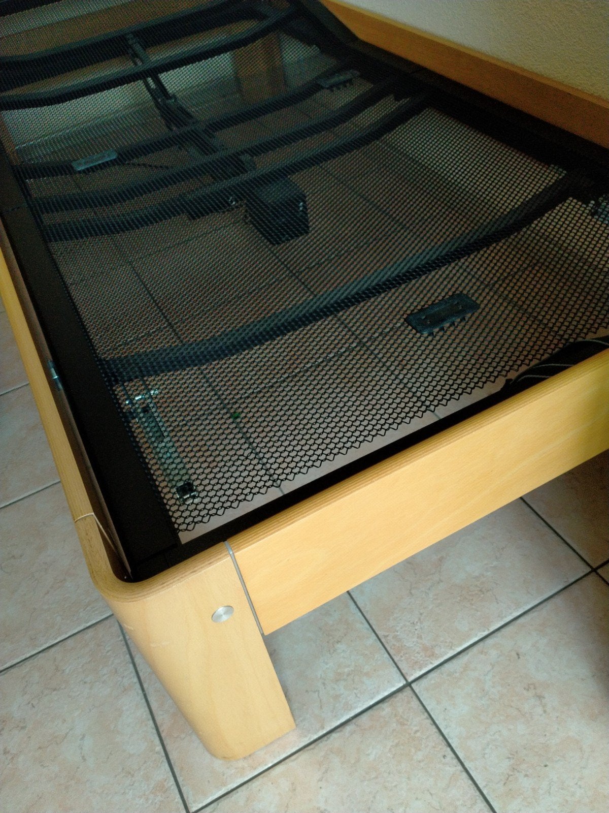 Eenpersoonsbed met verstelbare lattenbodem, 90 cm, Ophalen of Verzenden, 200 cm, Modern
