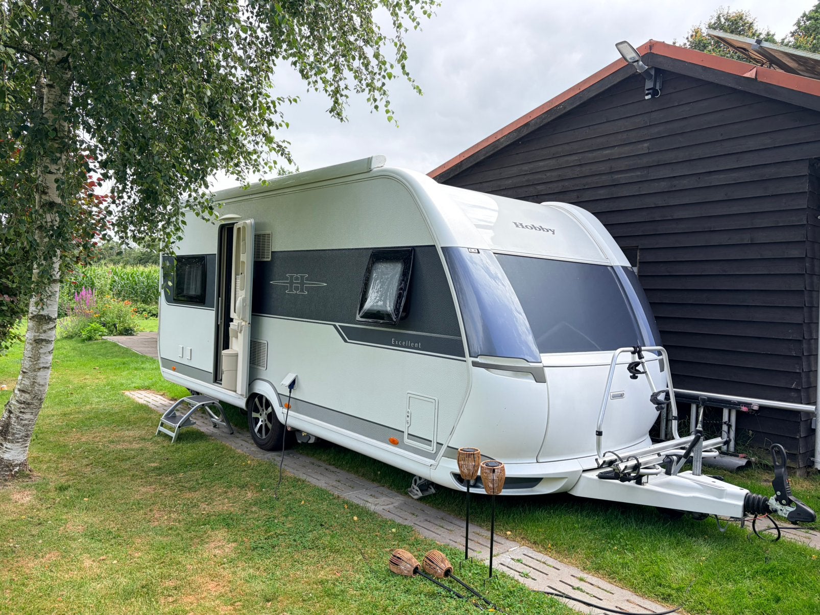 Hobby 540 ufe excellent2014, mover, EP level, airco, 1750kg., Rondzit, Hobby, Frans bed, 7 tot 8 meter