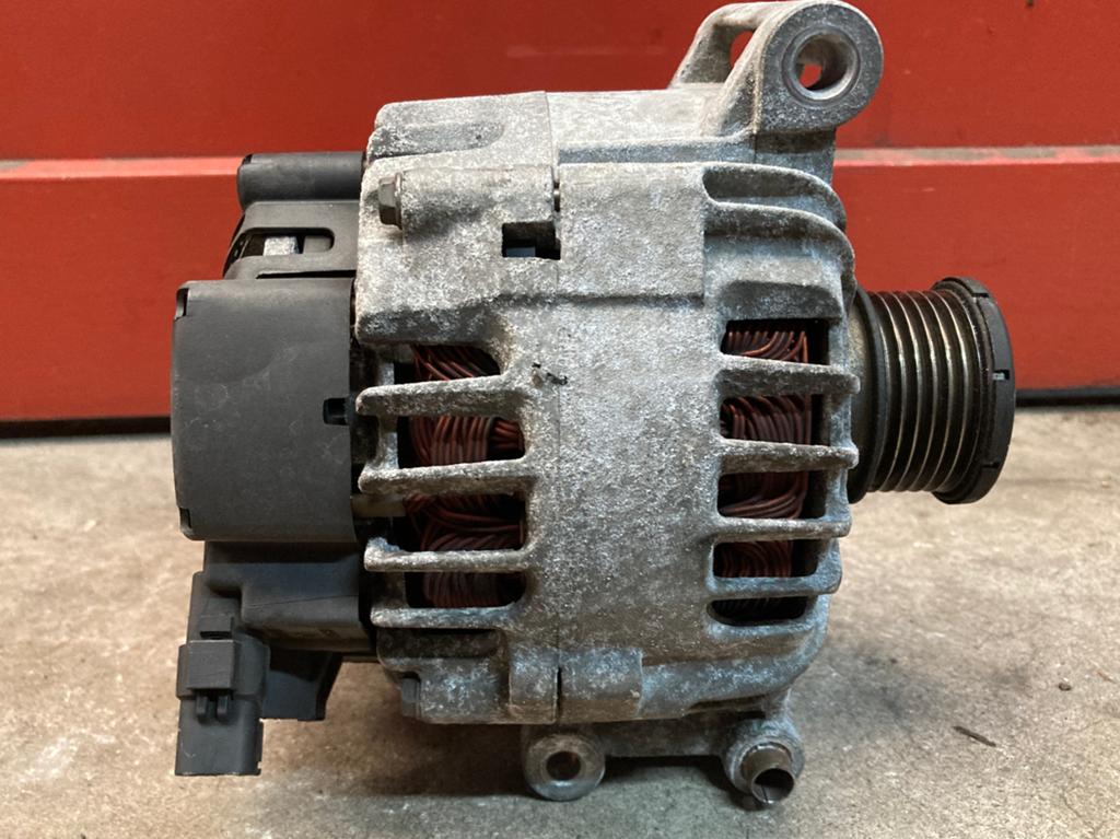 Dynamo Peugeot 207 cc 1.6 BJ 2008 OE nummer V75765138001, Auto-onderdelen, Ophalen of Verzenden, Gebruikt, Mini