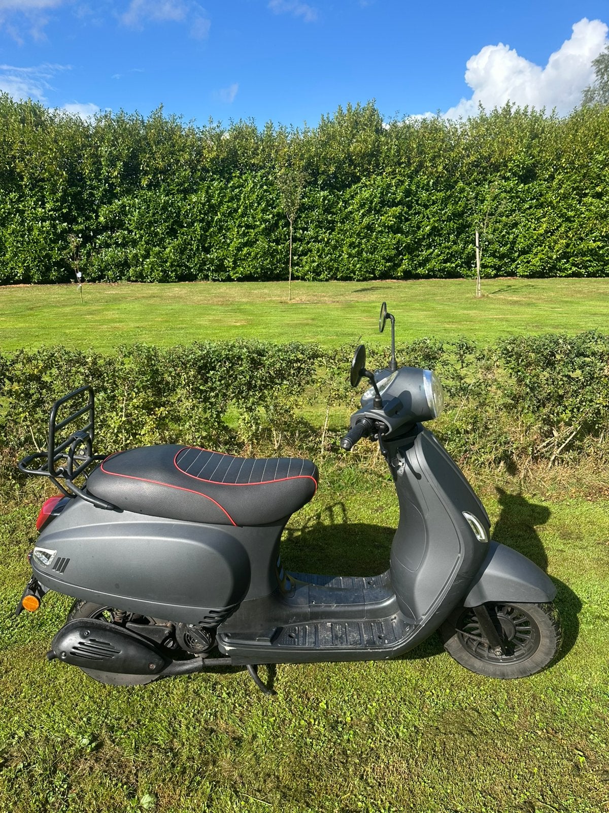 BTC Riva 50cc EFI, Fietsen en Brommers, Brommers | Overige merken, Ophalen, Maximaal 45 km/u, Zo goed als nieuw, 50 cc