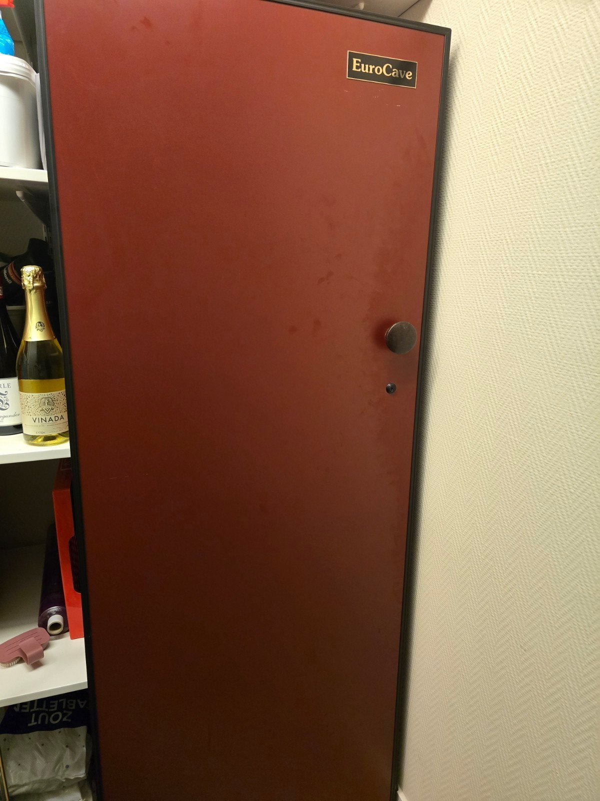 Eurocave wijnkoelkast, Ophalen, Gebruikt